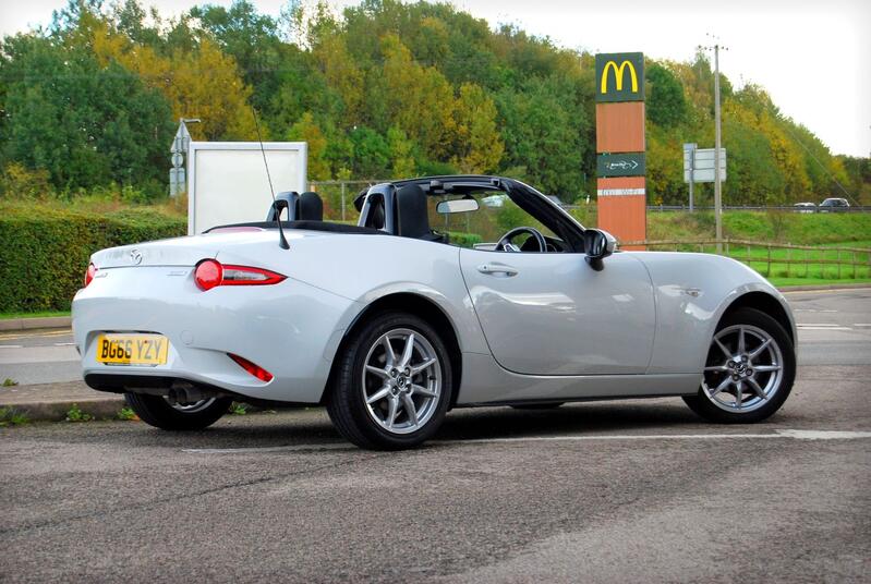 View MAZDA MX-5 1.5 SkyActiv-G SE-L Nav - FSH - Sat Nav, Climate, Cruise, DAB Radio - 39,400 miles - Silver - SOLD