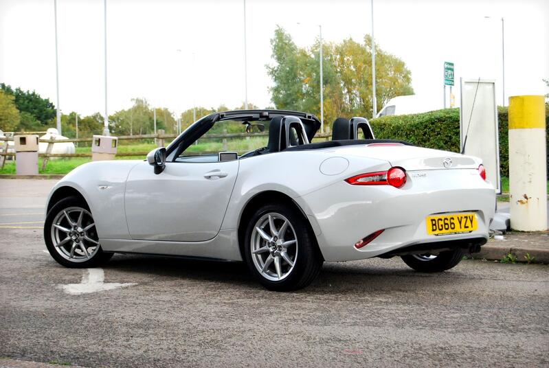 MAZDA MX-5