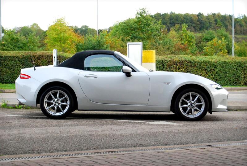 MAZDA MX-5