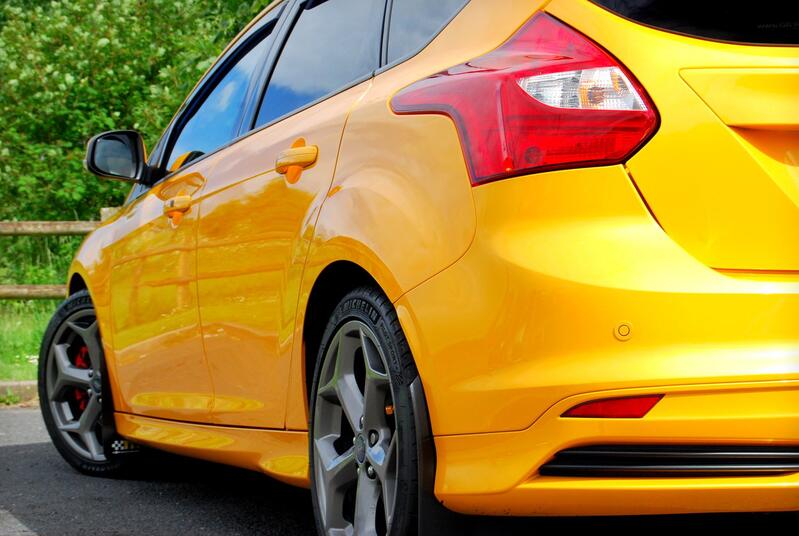 FORD FOCUS