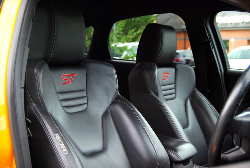 FORD FOCUS