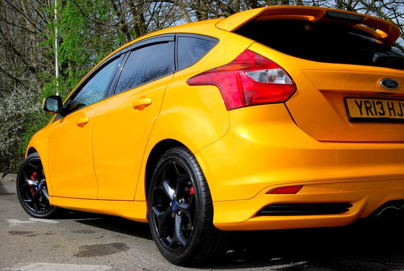 FORD FOCUS