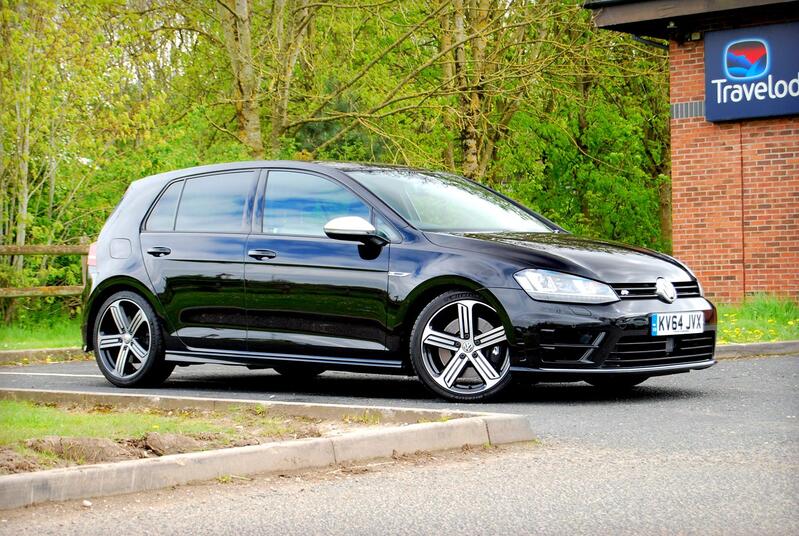 View VOLKSWAGEN GOLF R 2.0 TSI 5-Door 4Motion - 33,700 miles - 2 Owners - FSH - Xenons, 4WD - Low Mileage - Black