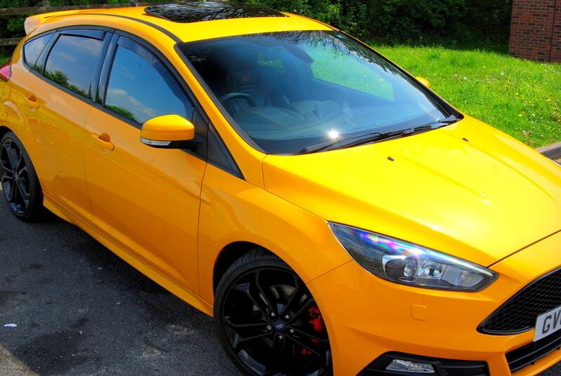 FORD FOCUS