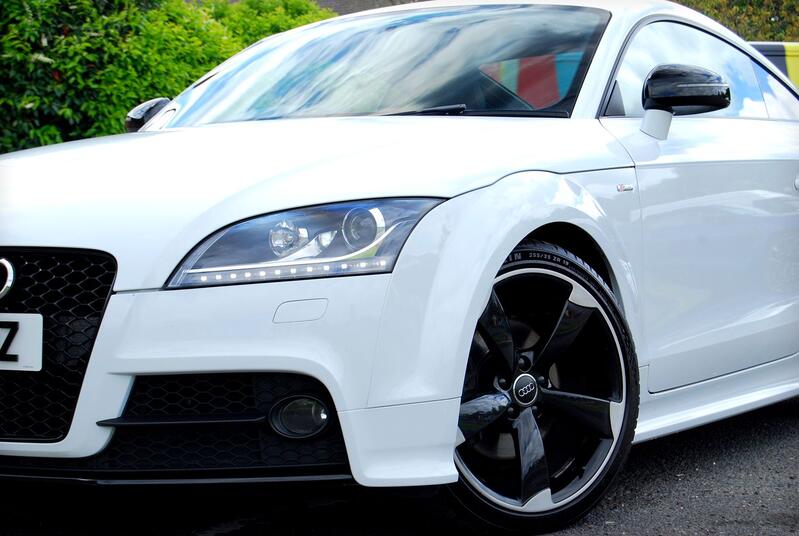 AUDI TT