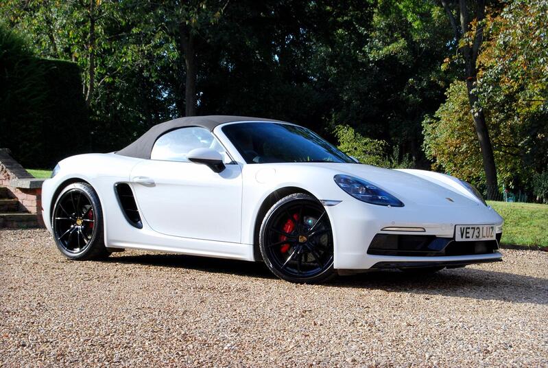 PORSCHE 718