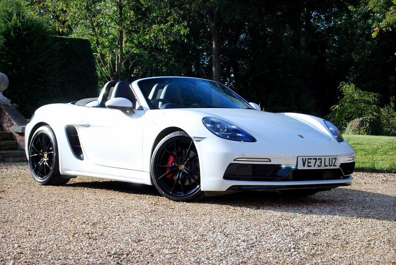 PORSCHE 718
