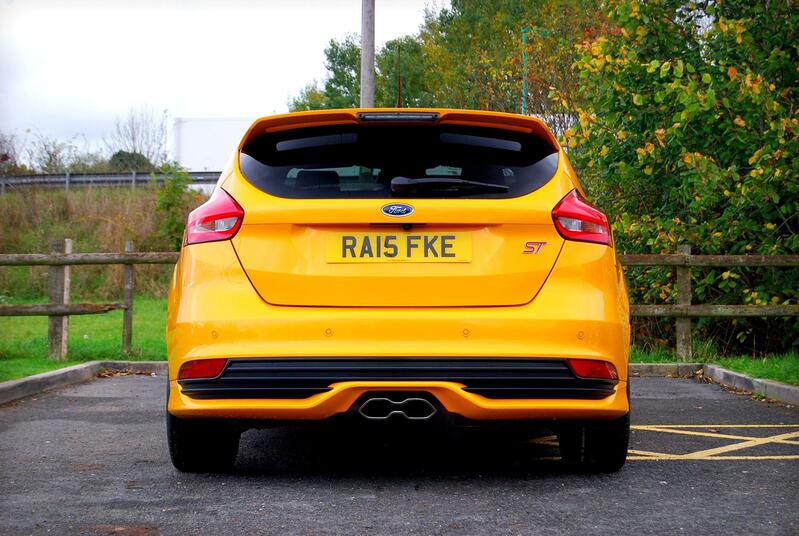 FORD FOCUS