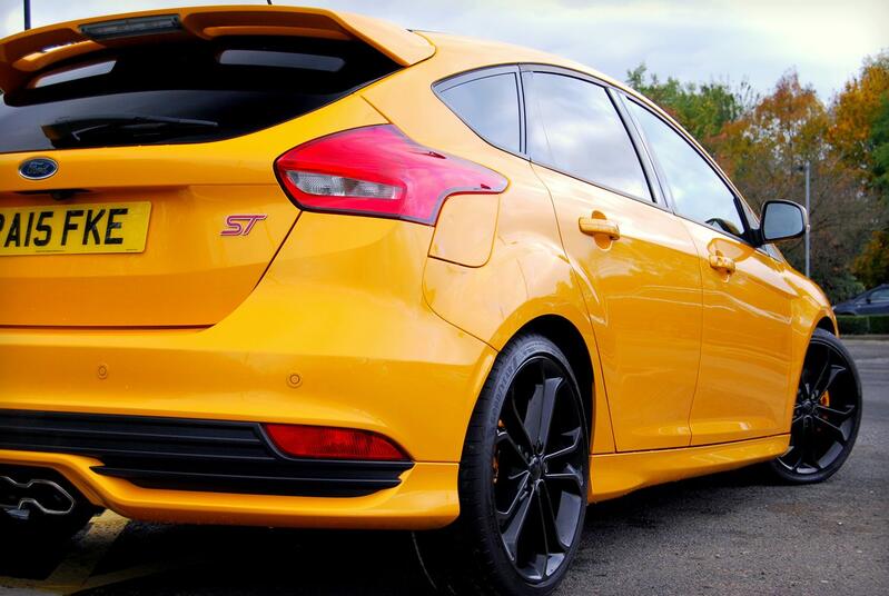 FORD FOCUS