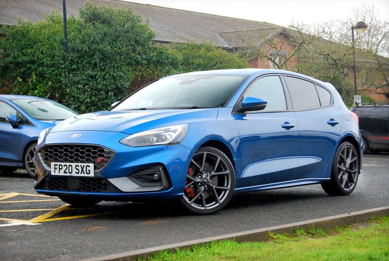 FORD FOCUS