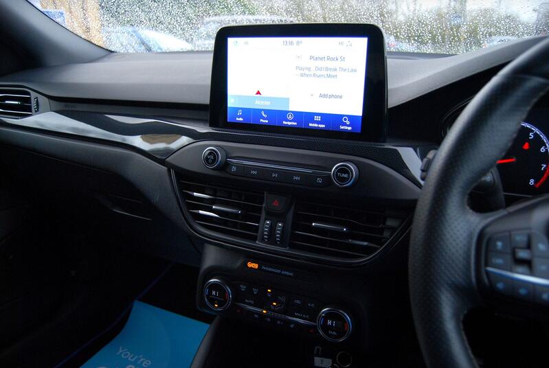 FORD FOCUS