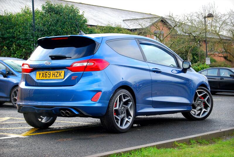 FORD FIESTA