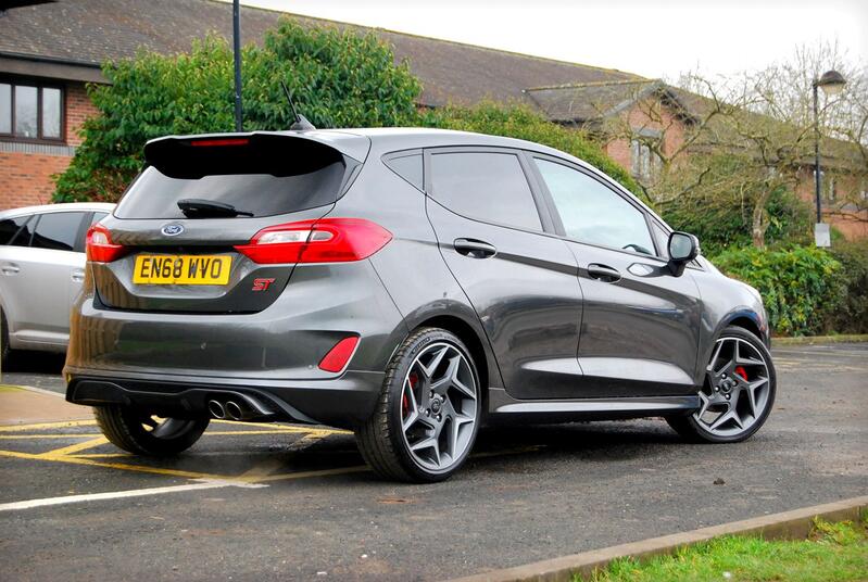 FORD FIESTA