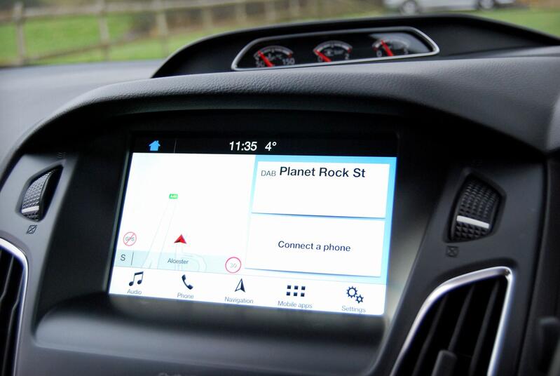 FORD FOCUS