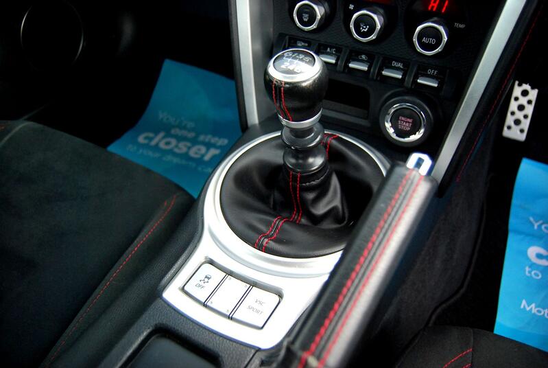 TOYOTA GT86