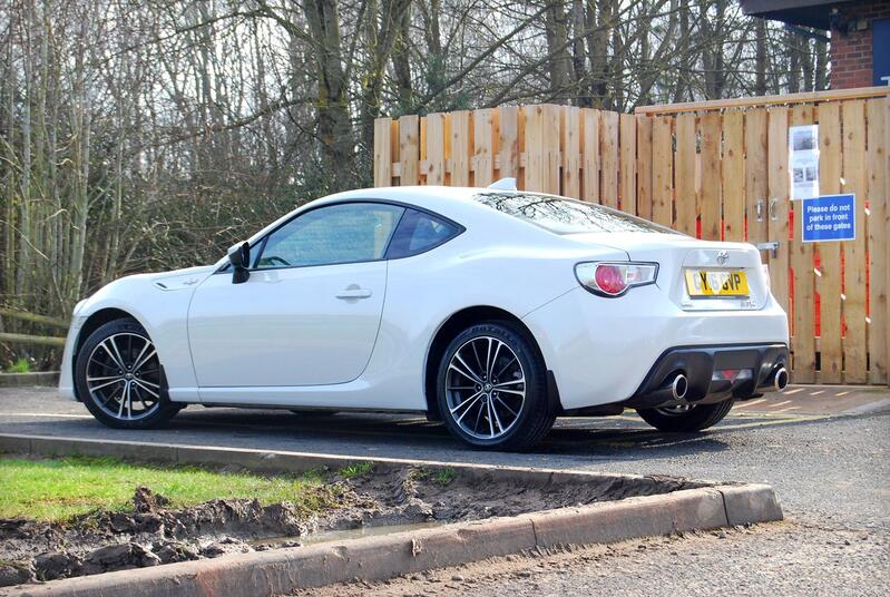 TOYOTA GT86