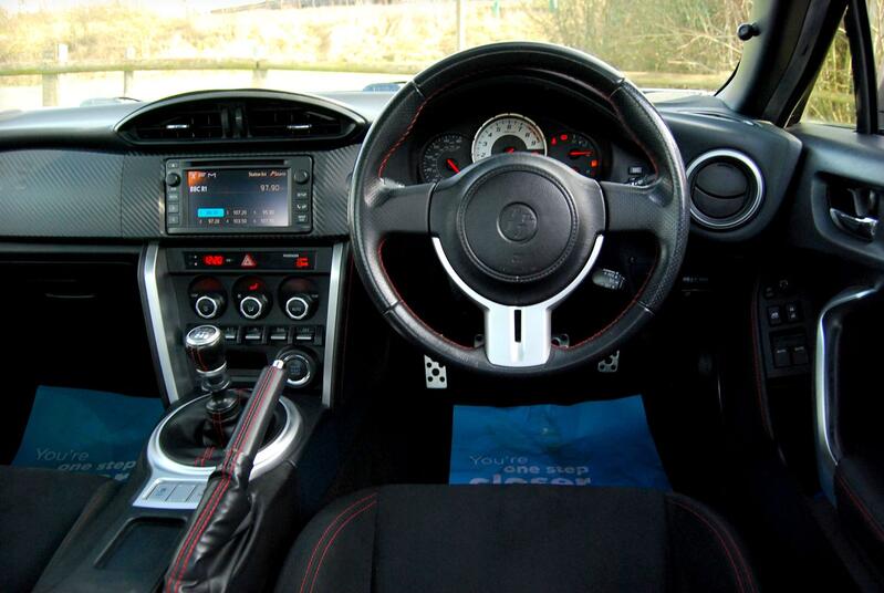 TOYOTA GT86