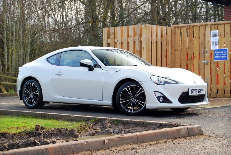 TOYOTA GT86