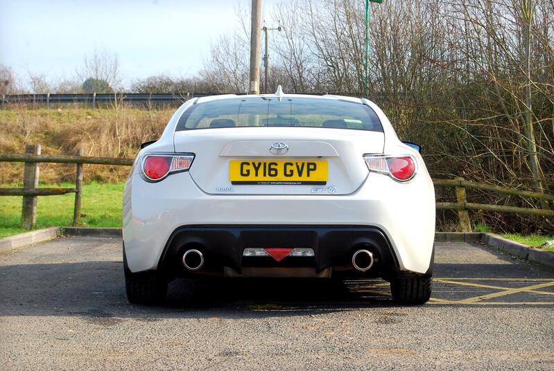 TOYOTA GT86