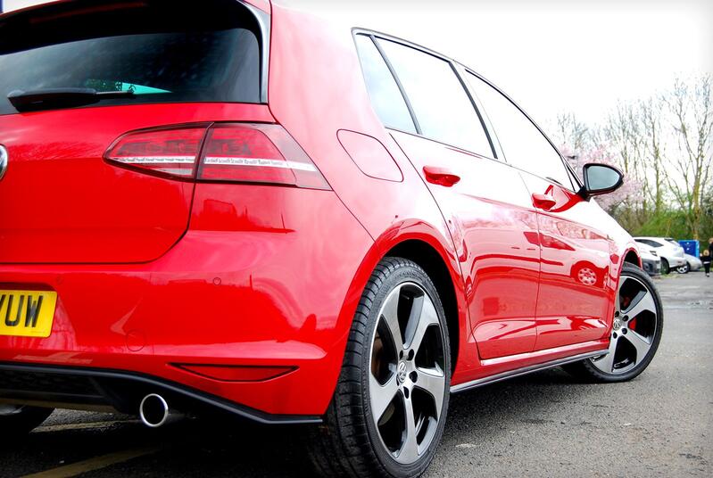 VOLKSWAGEN GOLF