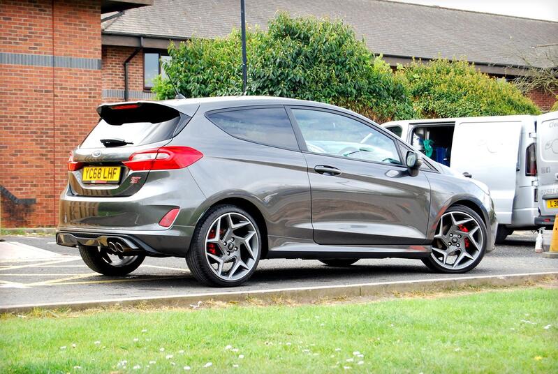 FORD FIESTA