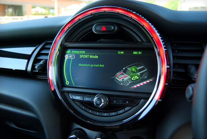 MINI HATCH