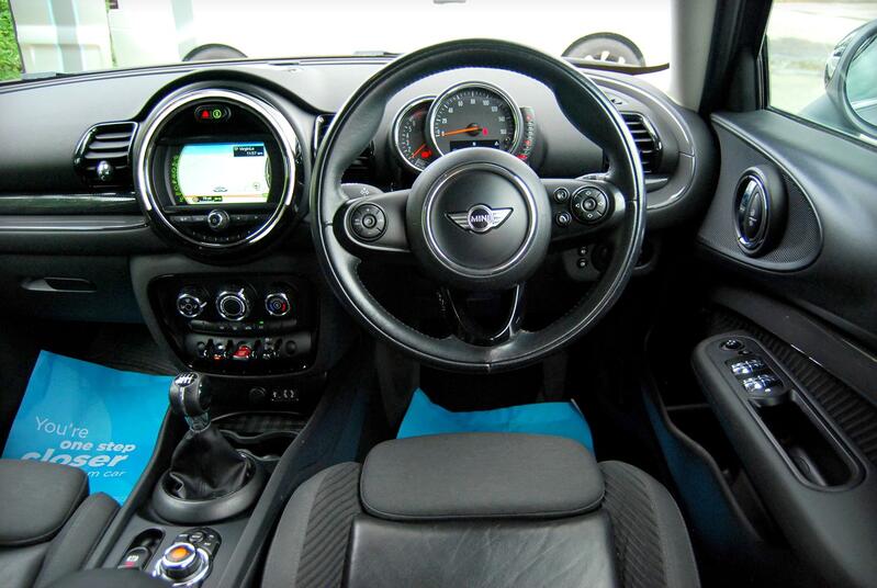 MINI CLUBMAN