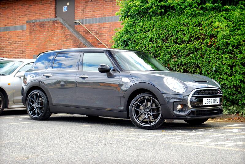 MINI CLUBMAN