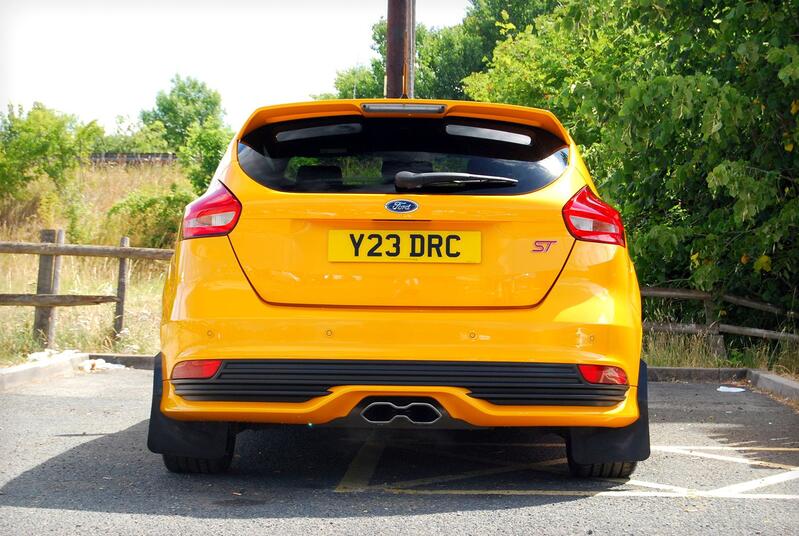 FORD FOCUS