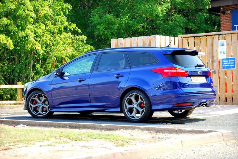 View FORD FOCUS ST-3 2.0 EcoBoost Estate - Full Service History - 62,100 miles - Sat Nav, Sony Upgrade - Blue - SOLD