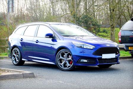 FORD FOCUS ST-3 2.0 EcoBoost Estate - Full Service History - 62,100 miles - SYNC 2 Sat Nav, Sony Upgrade - Blue