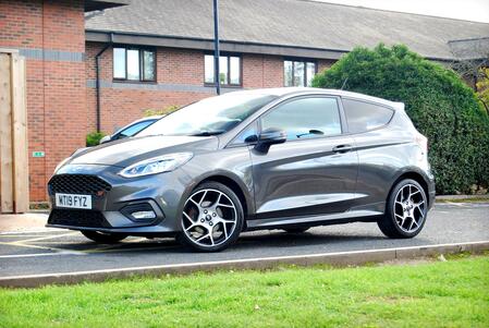 FORD FIESTA ST-2 1.5 3-Door - 35,600 miles - Performance Pack, Sat Nav, B&O - Full Ford History - Magnetic Grey