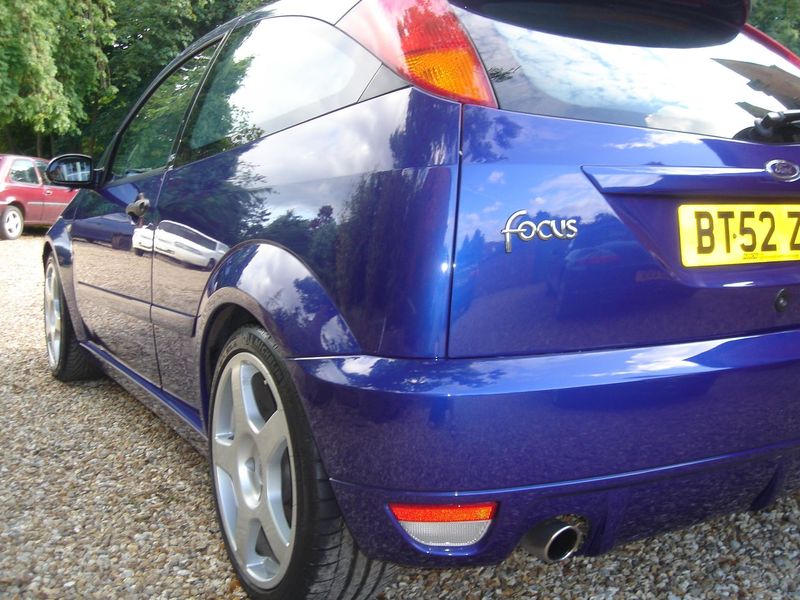 FORD FOCUS