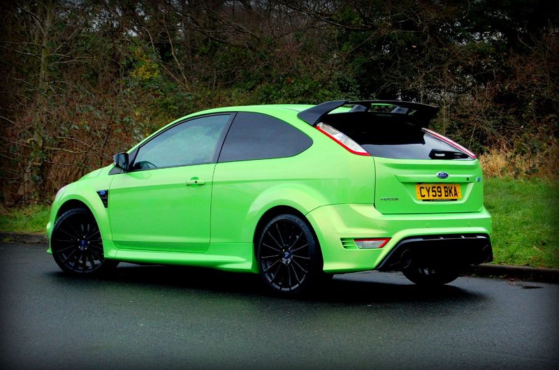 View FORD FOCUS RS 2.5 Turbo - Ultimate Green - SOLD