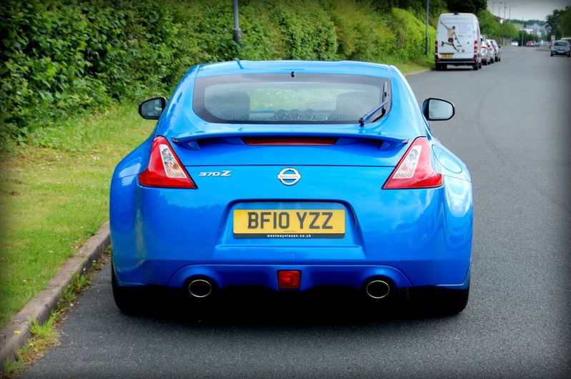 NISSAN 370Z