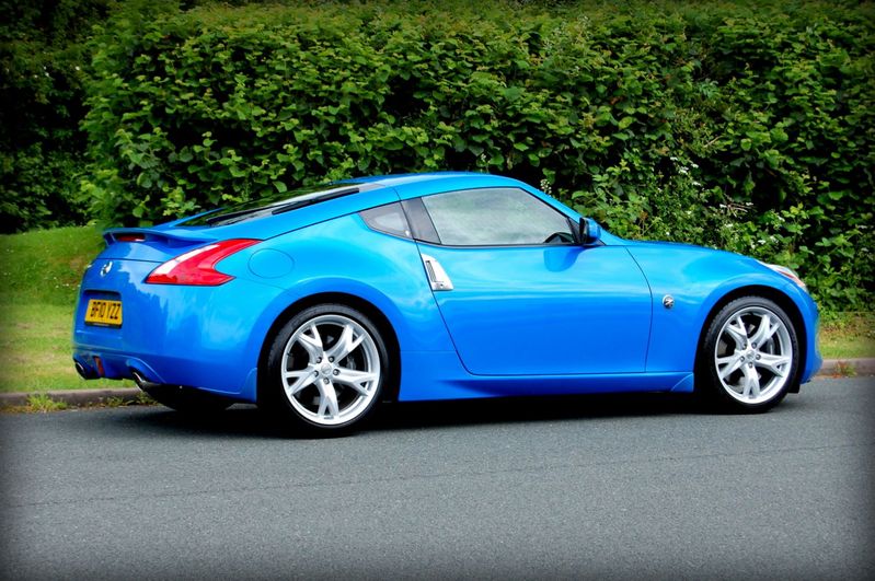 NISSAN 370Z