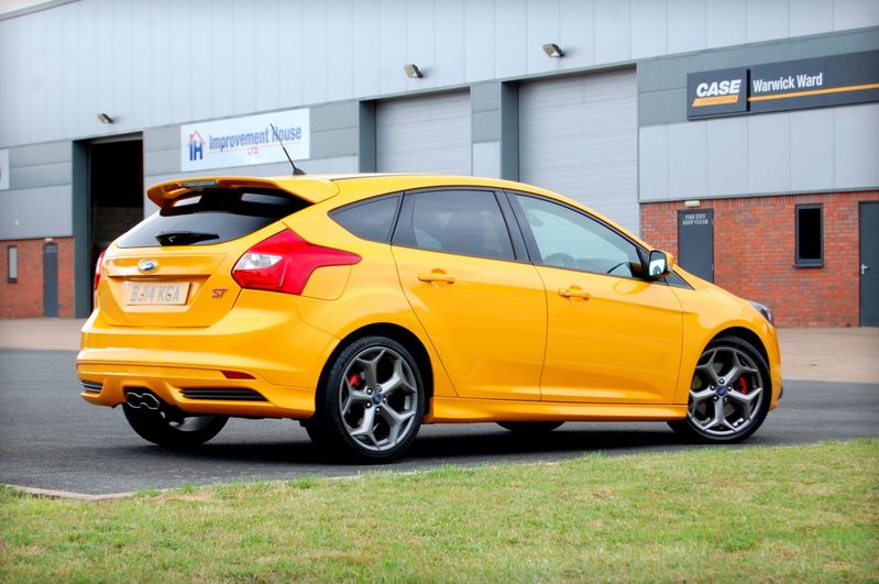 View FORD FOCUS ST-2 - Tangerine Scream - SOLD