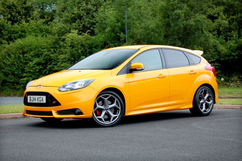 View FORD FOCUS ST-2 - Tangerine Scream - SOLD