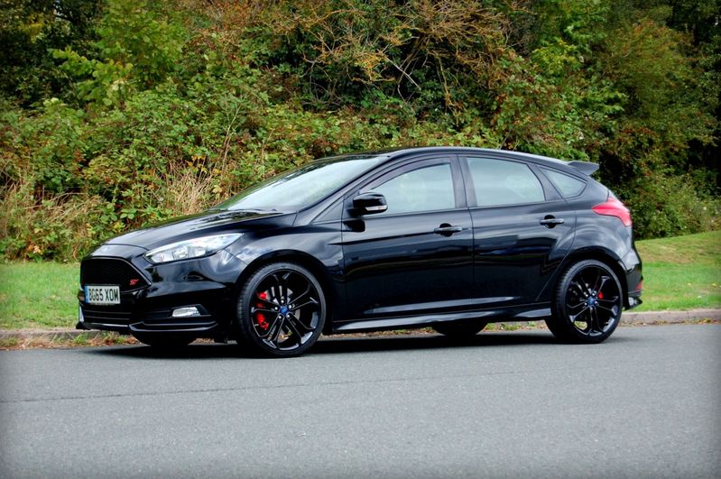 View FORD FOCUS ST-2