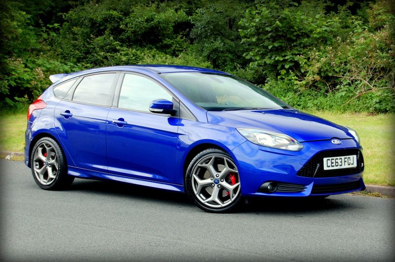 View FORD FOCUS ST-2