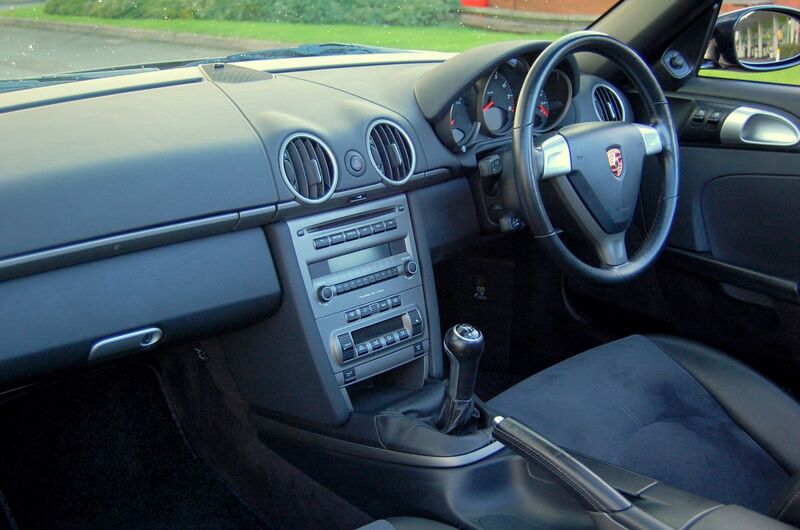 View PORSCHE BOXSTER 2.7 24V