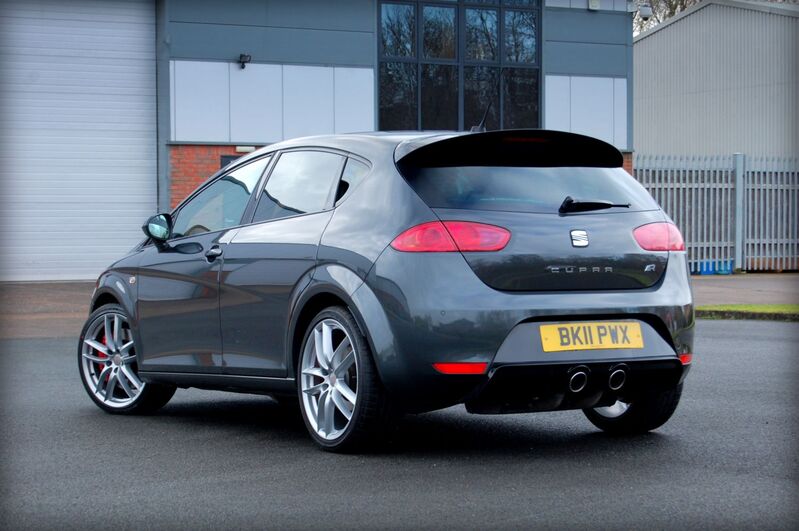 View SEAT LEON CUPRA R