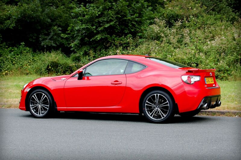 TOYOTA GT86