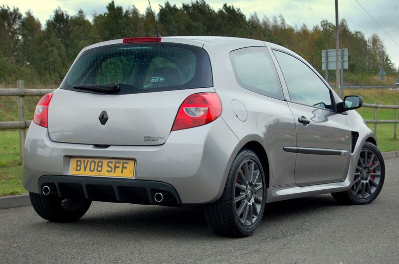 View RENAULT CLIO RENAULTSPORT 197 CUP VVT