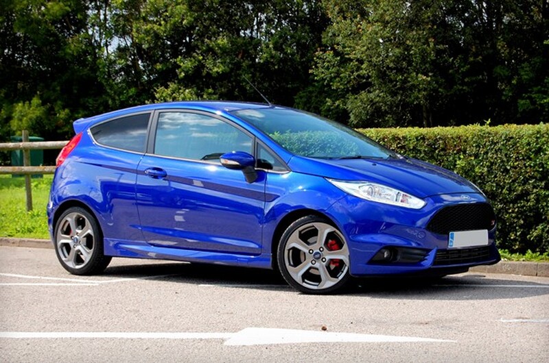 View FORD FIESTA ST-2
