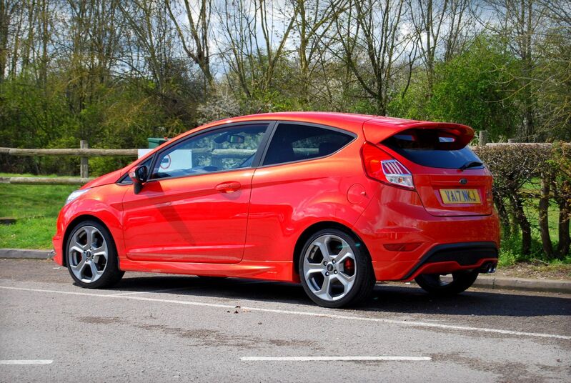 FORD FIESTA