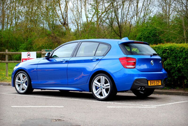 BMW 1 SERIES