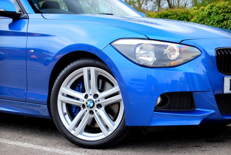 BMW 1 SERIES