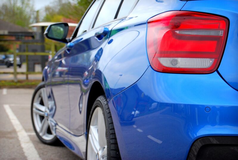 BMW 1 SERIES