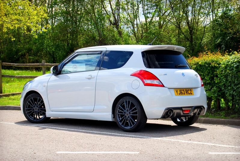 View SUZUKI SWIFT SPORT 1.6 - Full Suzuki History. Grey Alloys, AC, Cruise, Xenons - 56,300 miles. Pearl White - SOLD